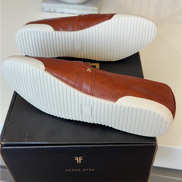 Frye Melanie Slip-on Shoe - Picture 6 of 8